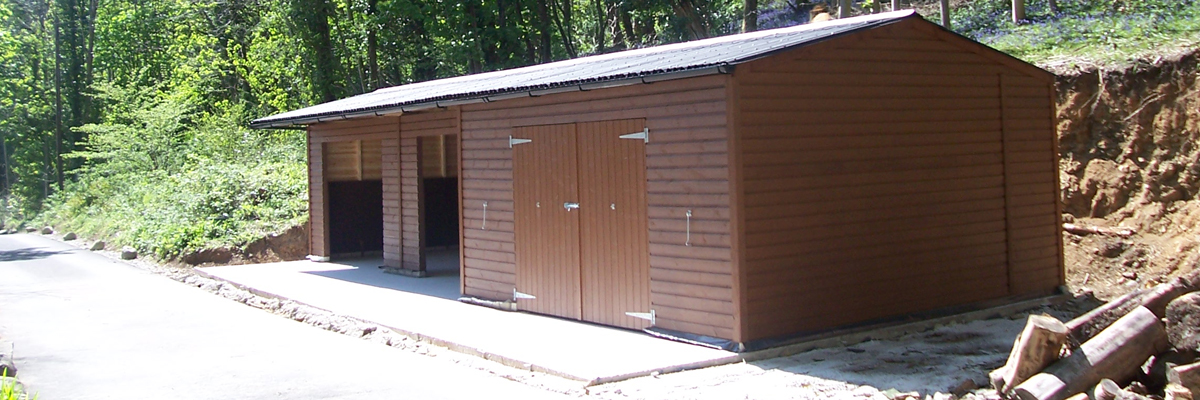 Mon Equestrian Surfaces